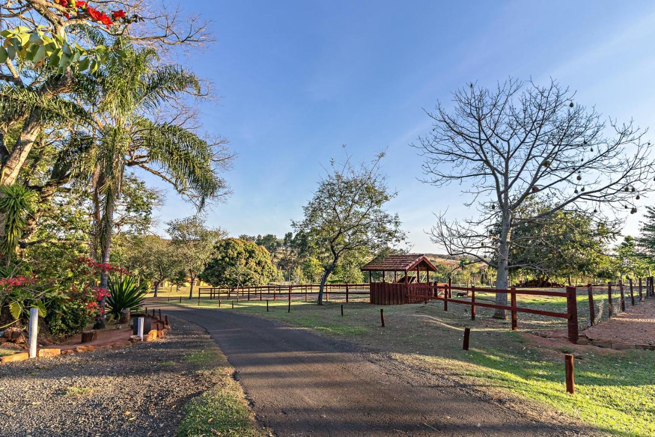 Hotel Fazenda Jacauna Brotas Bagian luar foto