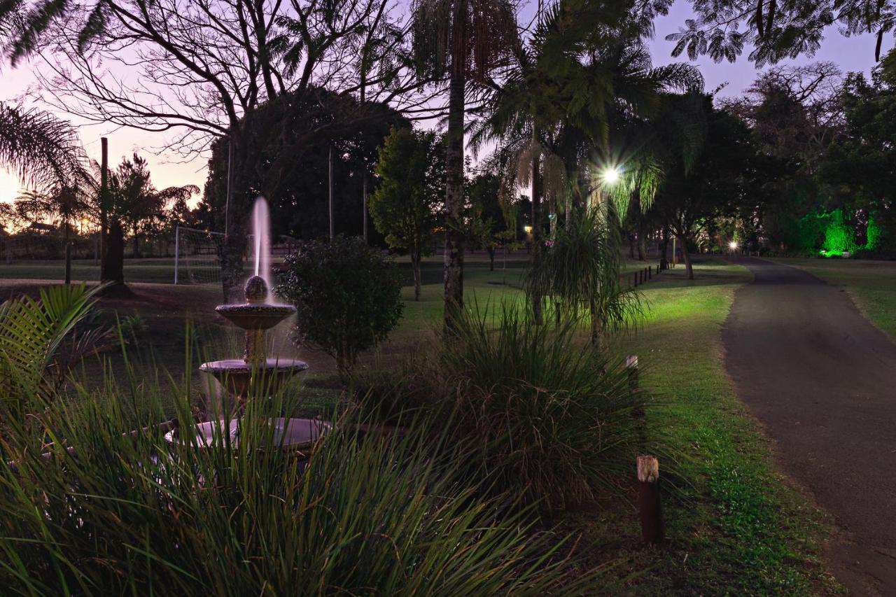 Hotel Fazenda Jacauna Brotas Bagian luar foto