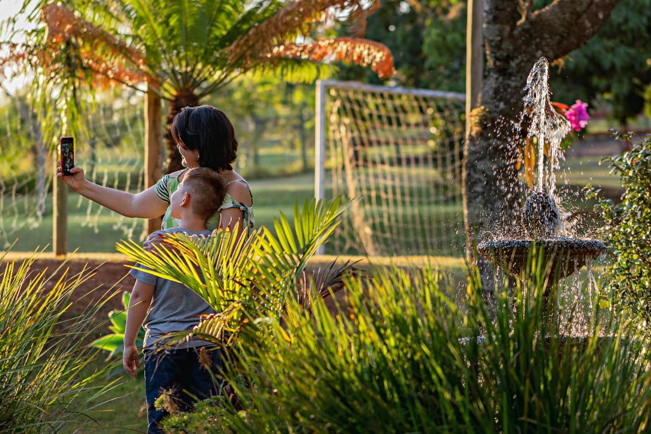 Hotel Fazenda Jacauna Brotas Bagian luar foto